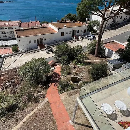 Preciosa Casa En Cerca De La Playa Con Vistas Al Mar