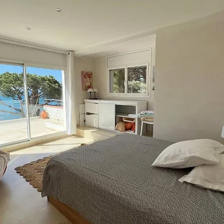 Preciosa Casa En Cerca De La Playa Con Vistas Al Mar *